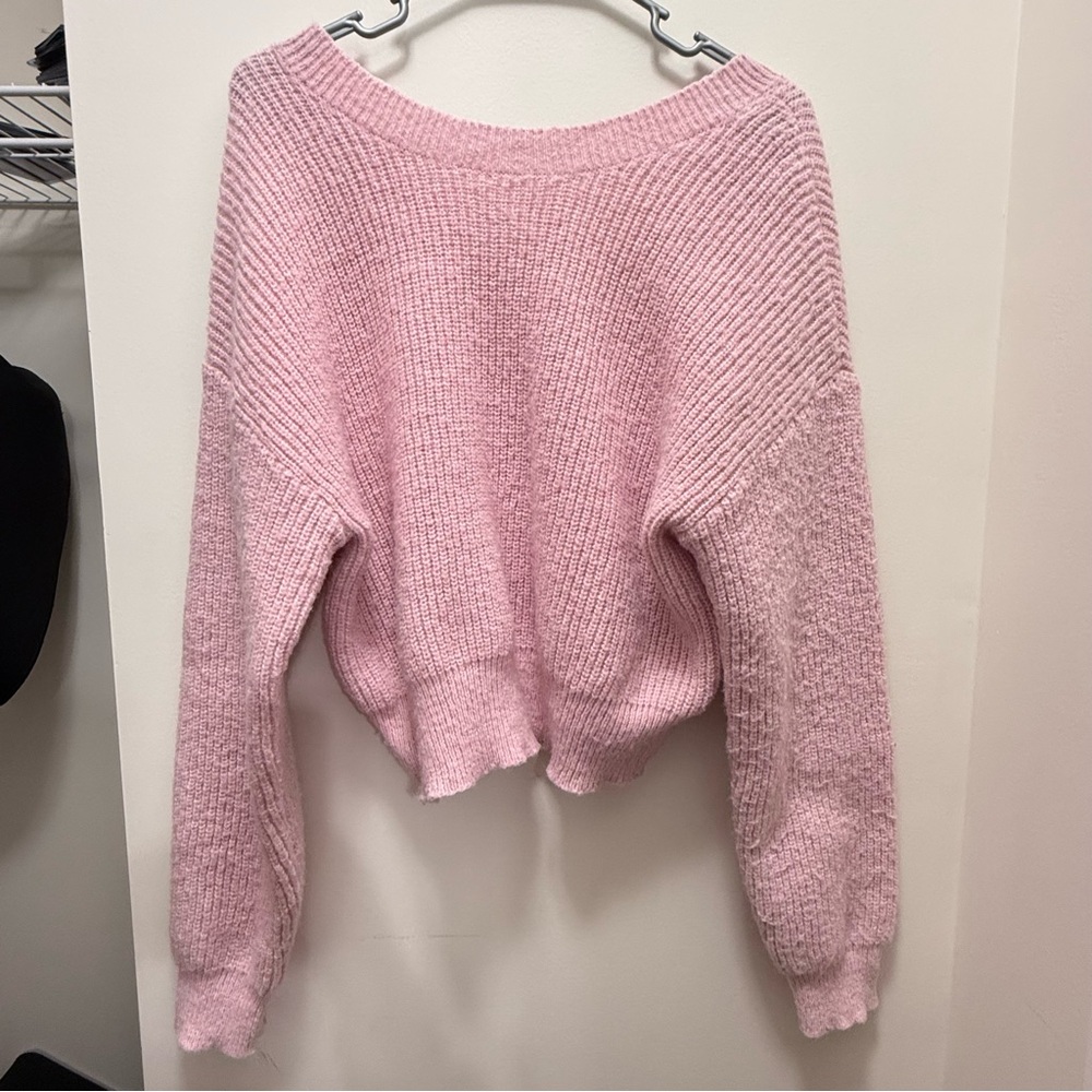Pink‎ V-Neck Women's Sweater - Picture 2 of 3